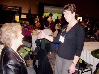 Arlington Senior Planner Yvonne Page meets Arlington farmer Linda Neunzig