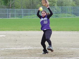 Christina Rayner stars for the Washington Sidewinders as well as Arlington High School.  The Sidewinders will continue play at the U-16 fastpitch Nationals in Sioux Falls