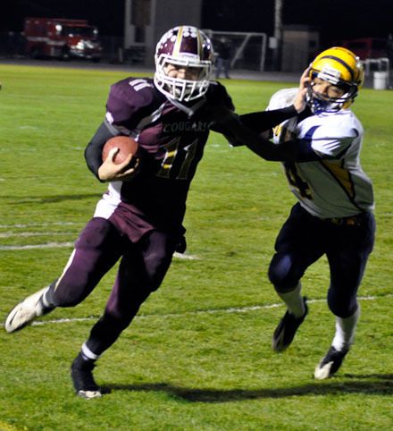 Lakewood junior quarterback Justin Peterson