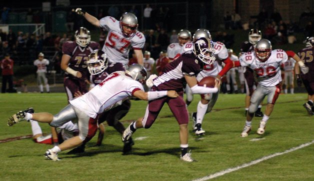 Lakewood quarterback Justin Lane