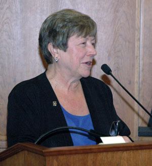 Rotary Club of Arlington President Linda Byrnes touts the Rotary Foundation’s PolioPlus program during the Feb. 19 City Council meeting.