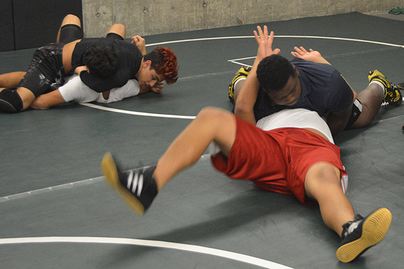 MG wrestlers workout, prepare for season (slide show)