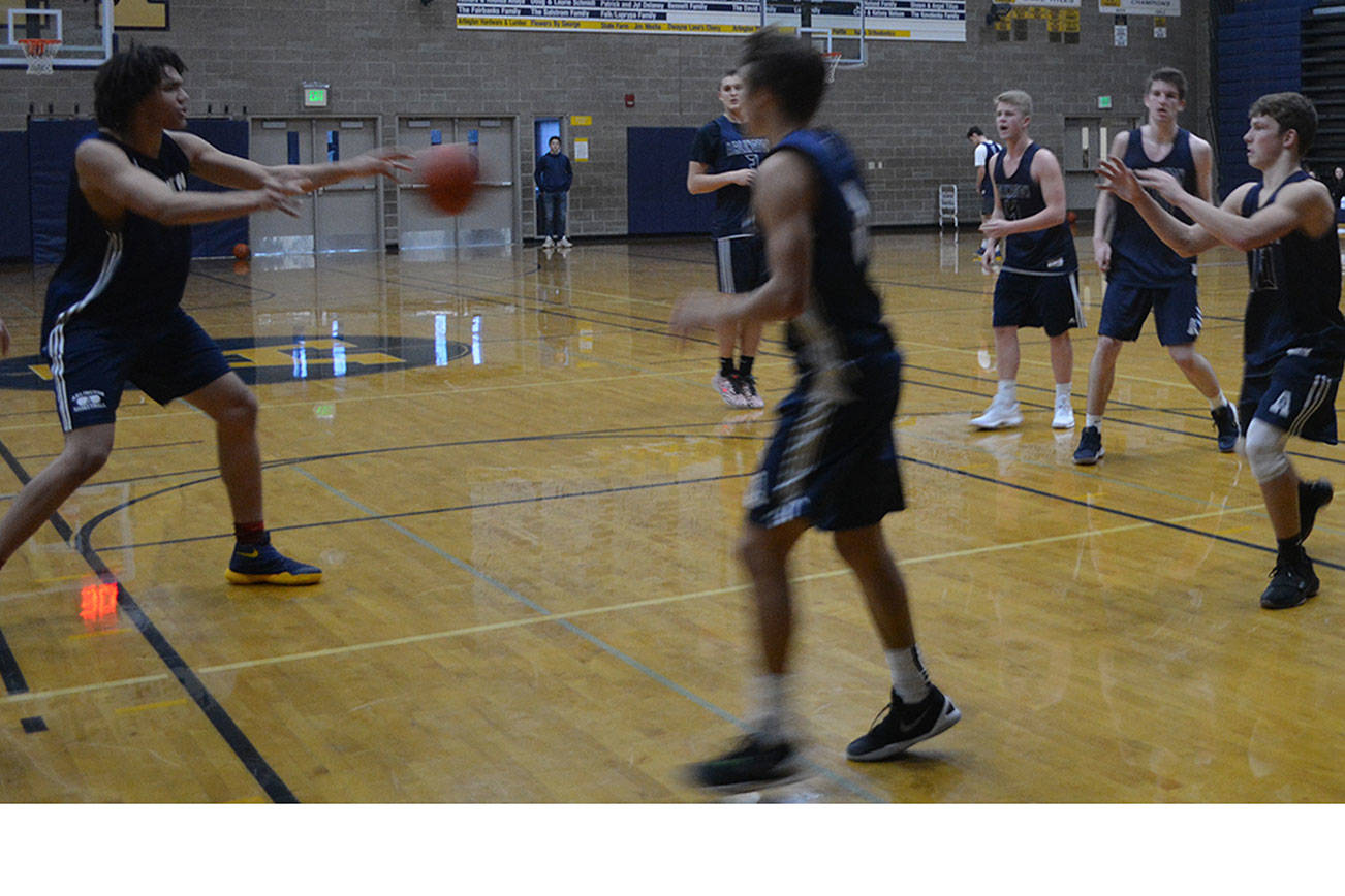 Arlington boys basketball team trying to ‘get healthy’ at start of season (slide show)