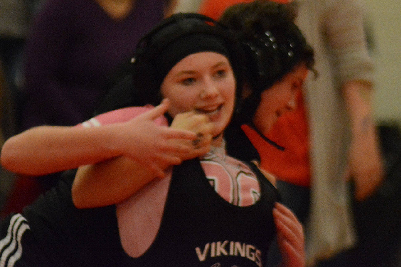 Wrestling slide show of Marysville Middle School match